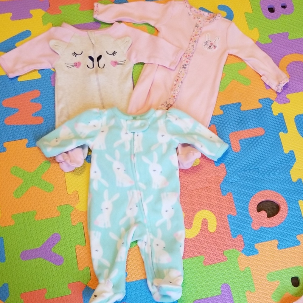 Pijama preemie baby girl.